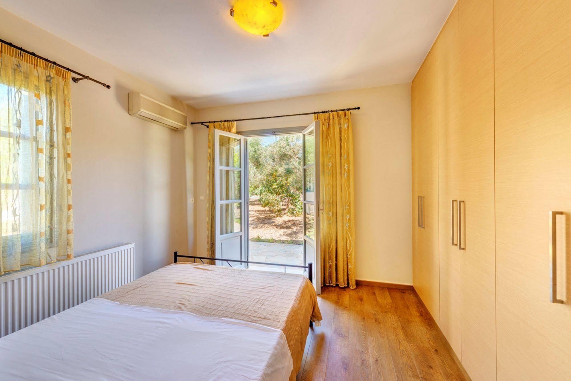 Villa Delona Engaraí Esterno foto