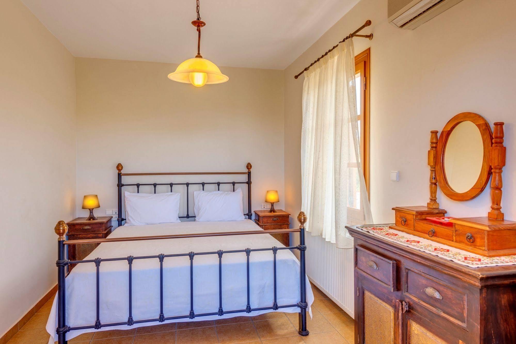 Villa Delona Engaraí Esterno foto